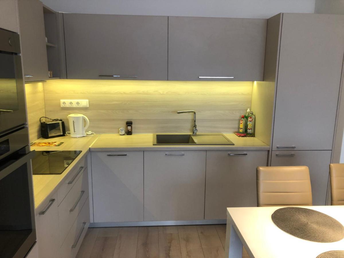 Diamond Apartman Debrecen Esterno foto