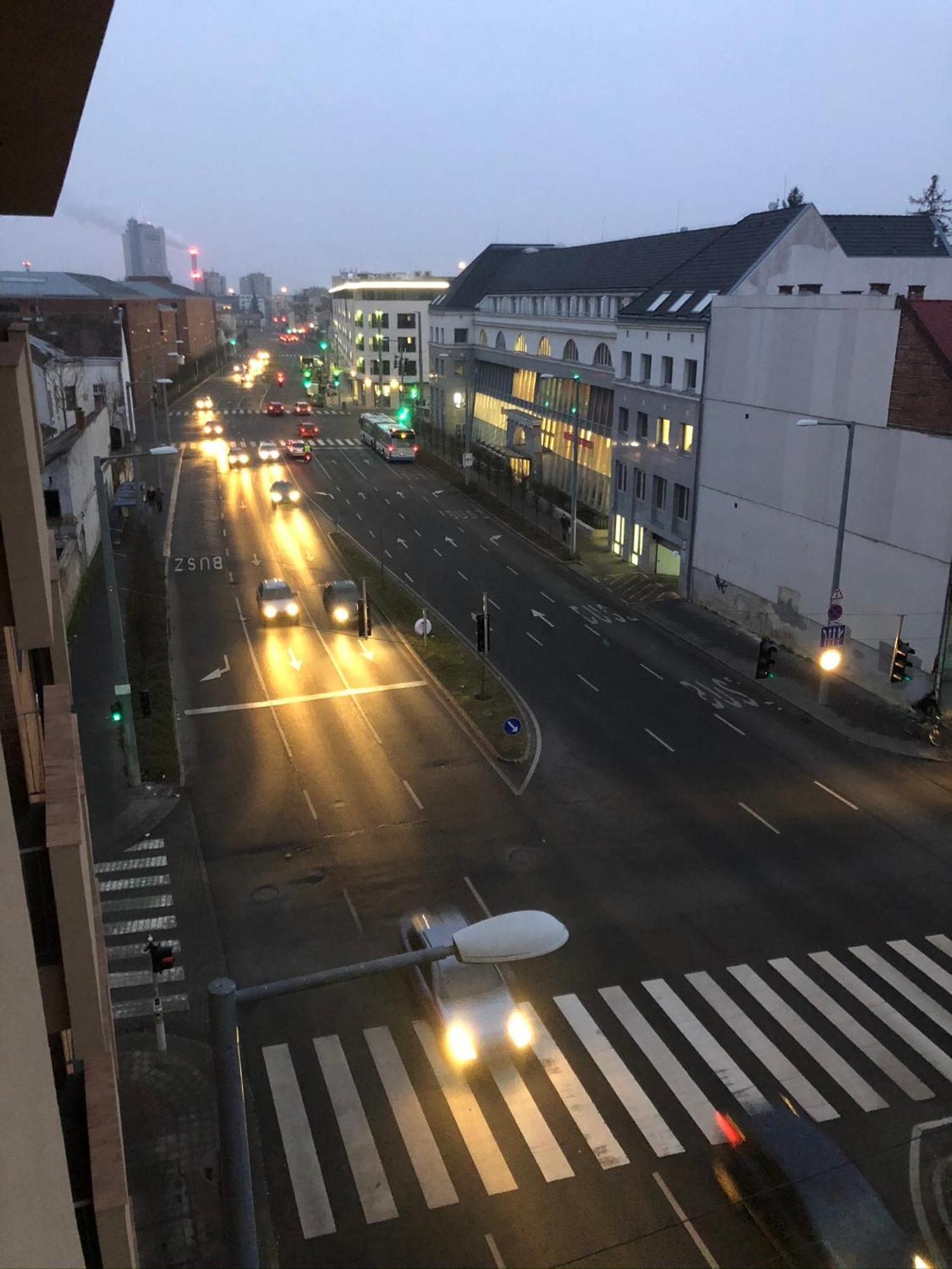 Diamond Apartman Debrecen Esterno foto